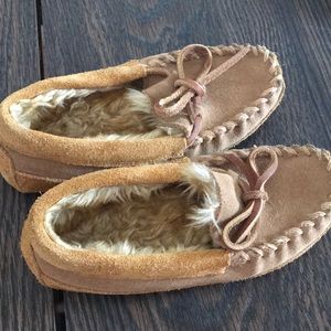 Kids wicked good slippers